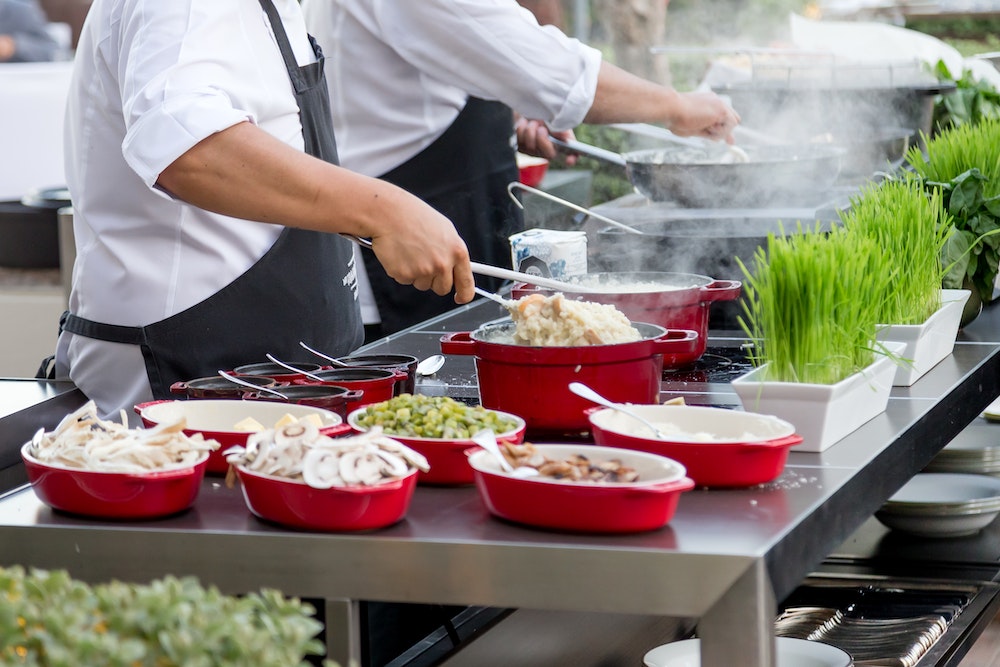L'art de la cuisine extérieure : un plaisir gastronomique à ciel ouvert