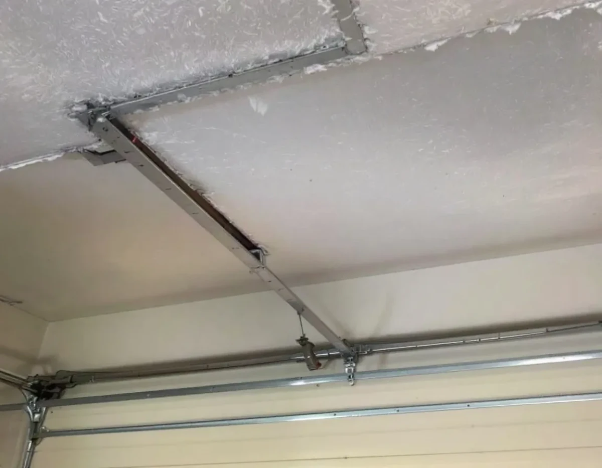 Guide Complet pour une Isolation Thermique Efficace du Plafond de Garage